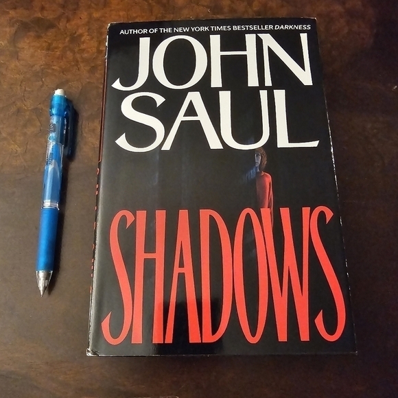 Shadows by John Saul, Hardcover, 1992 Vintage Print - Picture 3 of 7